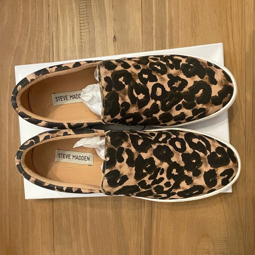 Steve Madden Gills Leopard Slip-on Shoe, Size 9